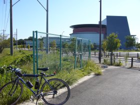 ゆめたろうプラザと日本油脂専用線廃線跡